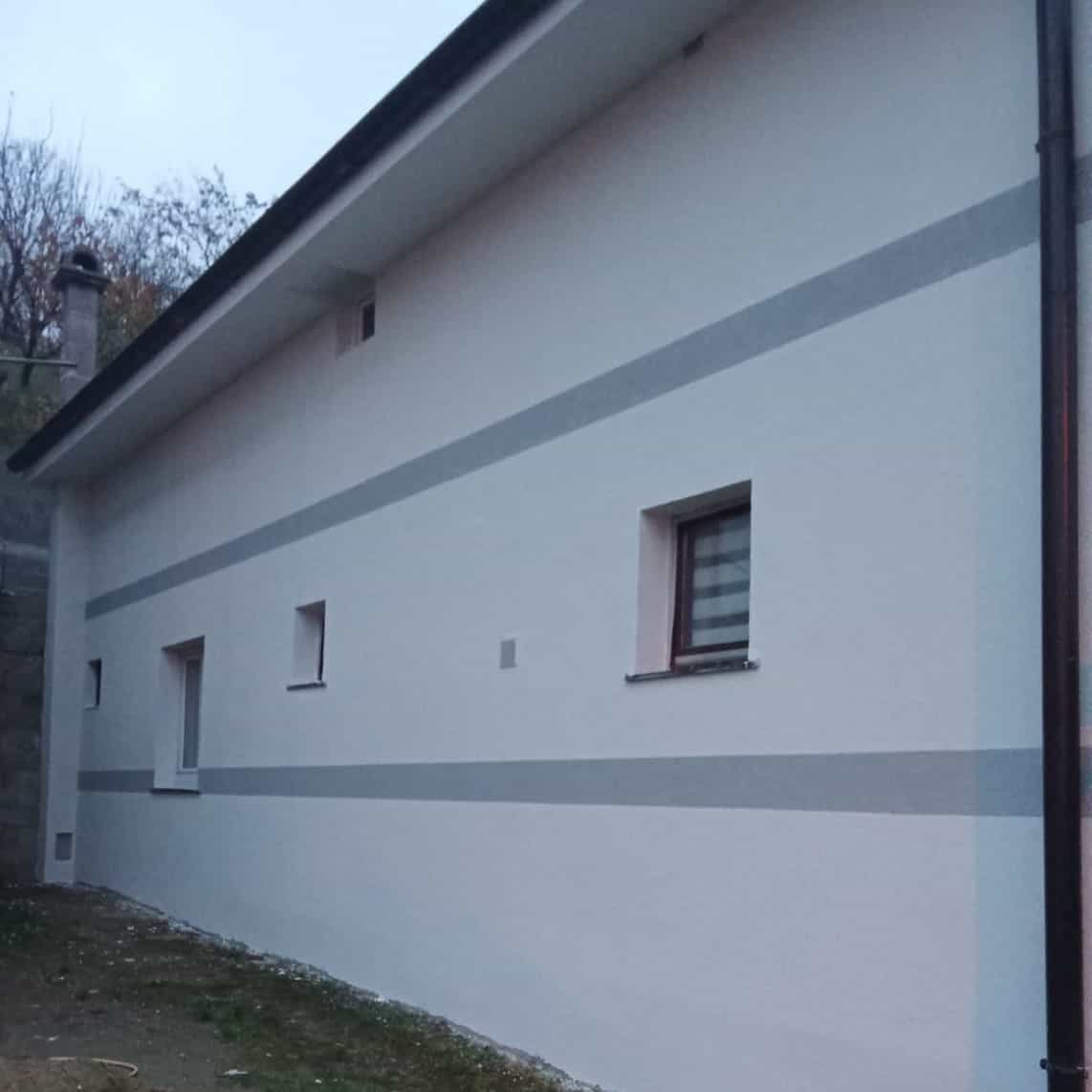 Crvena fasada na Vracaru